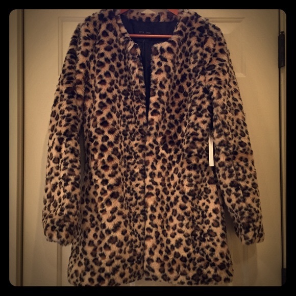 Love Tree Jackets & Blazers - Leopard Print Faux Fur Coat